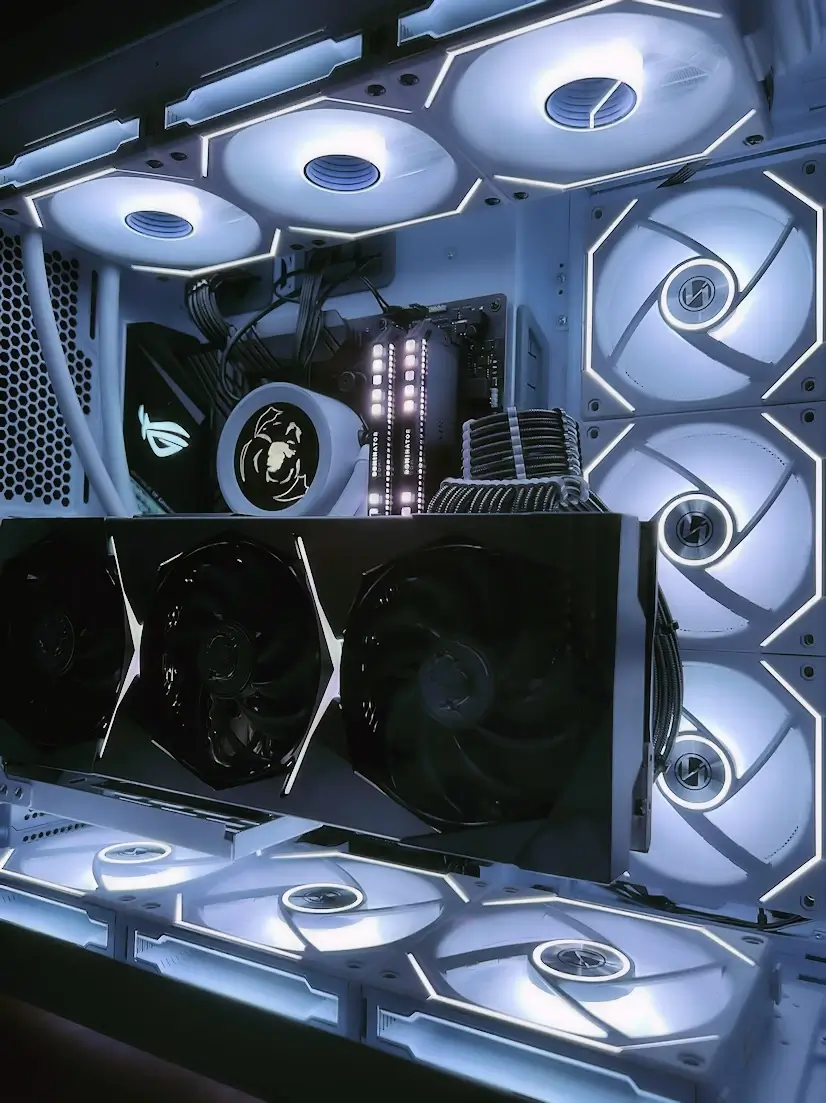 Informático Gascones - Montaje Hardware Gaming PC Fractal AMD Intel Domicilio Gascones